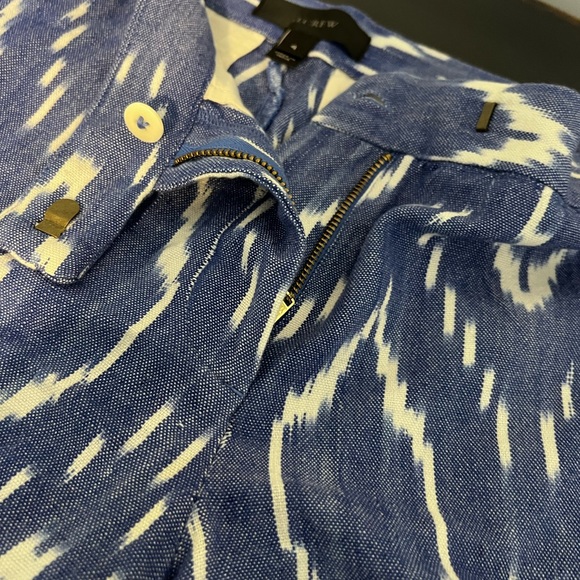 JCrew Size 4 bright blue and white shorts. Great condition. Pockets. - Picture 5 of 11